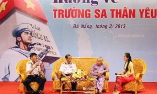 “Hướng về Trường Sa thân yêu”